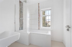 Rendlesham Avenue, Radlett