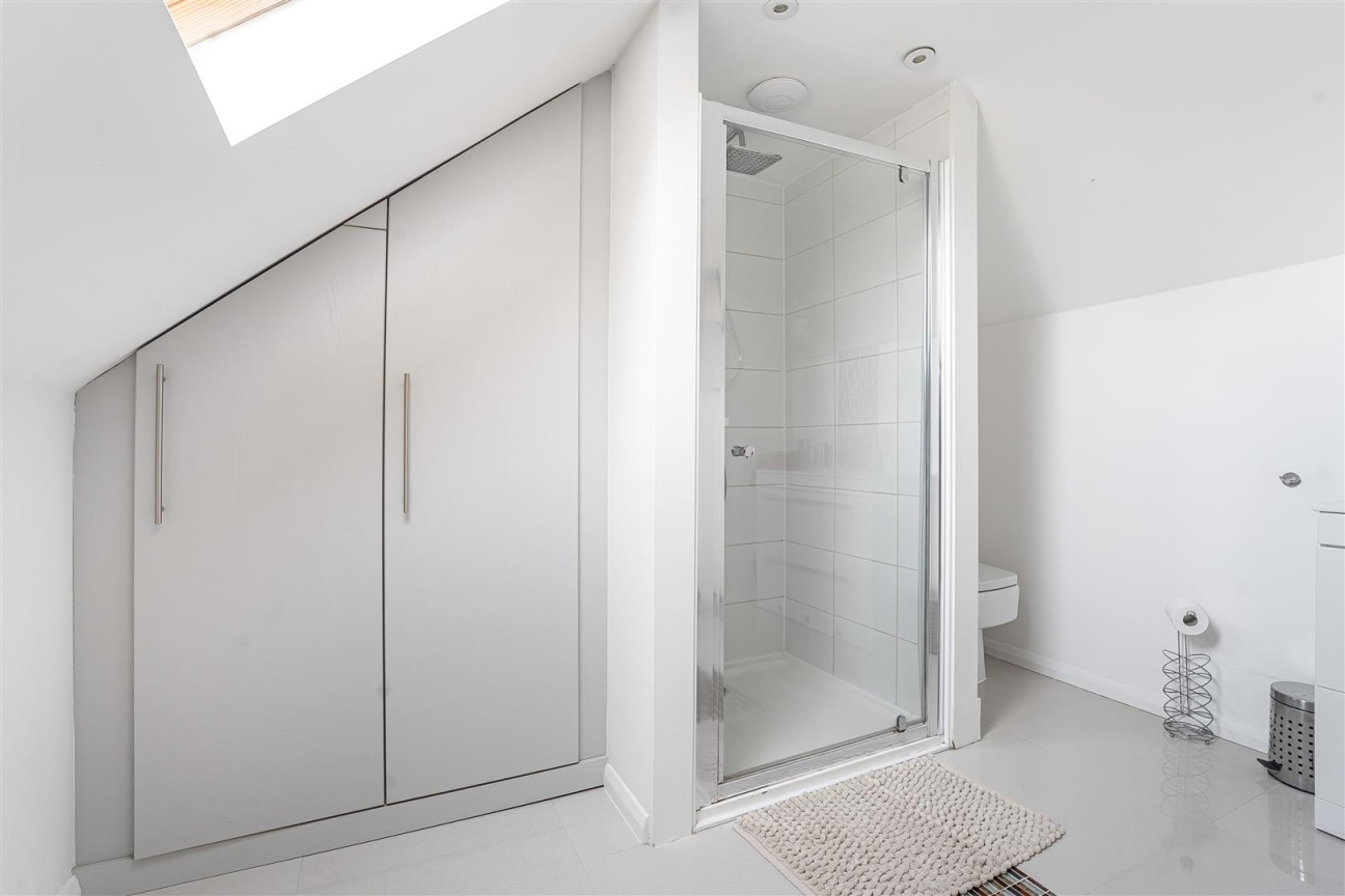 Rendlesham Avenue, Radlett