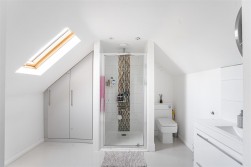 Rendlesham Avenue, Radlett