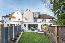 Rendlesham Avenue, Radlett