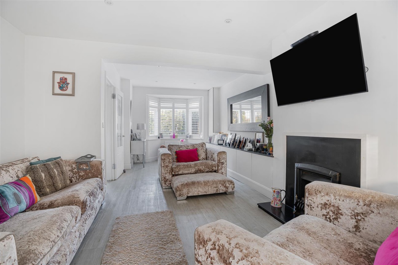 Rendlesham Avenue, Radlett