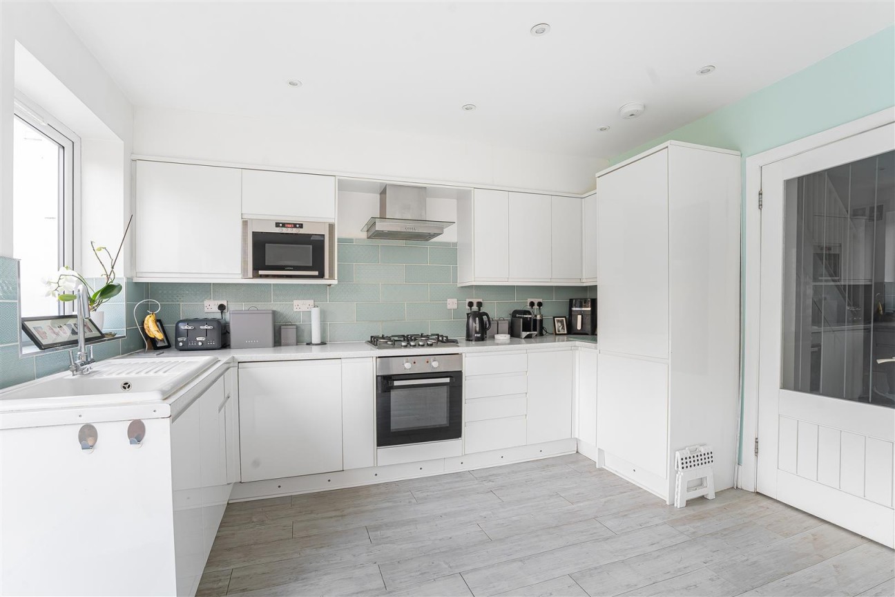 Rendlesham Avenue, Radlett