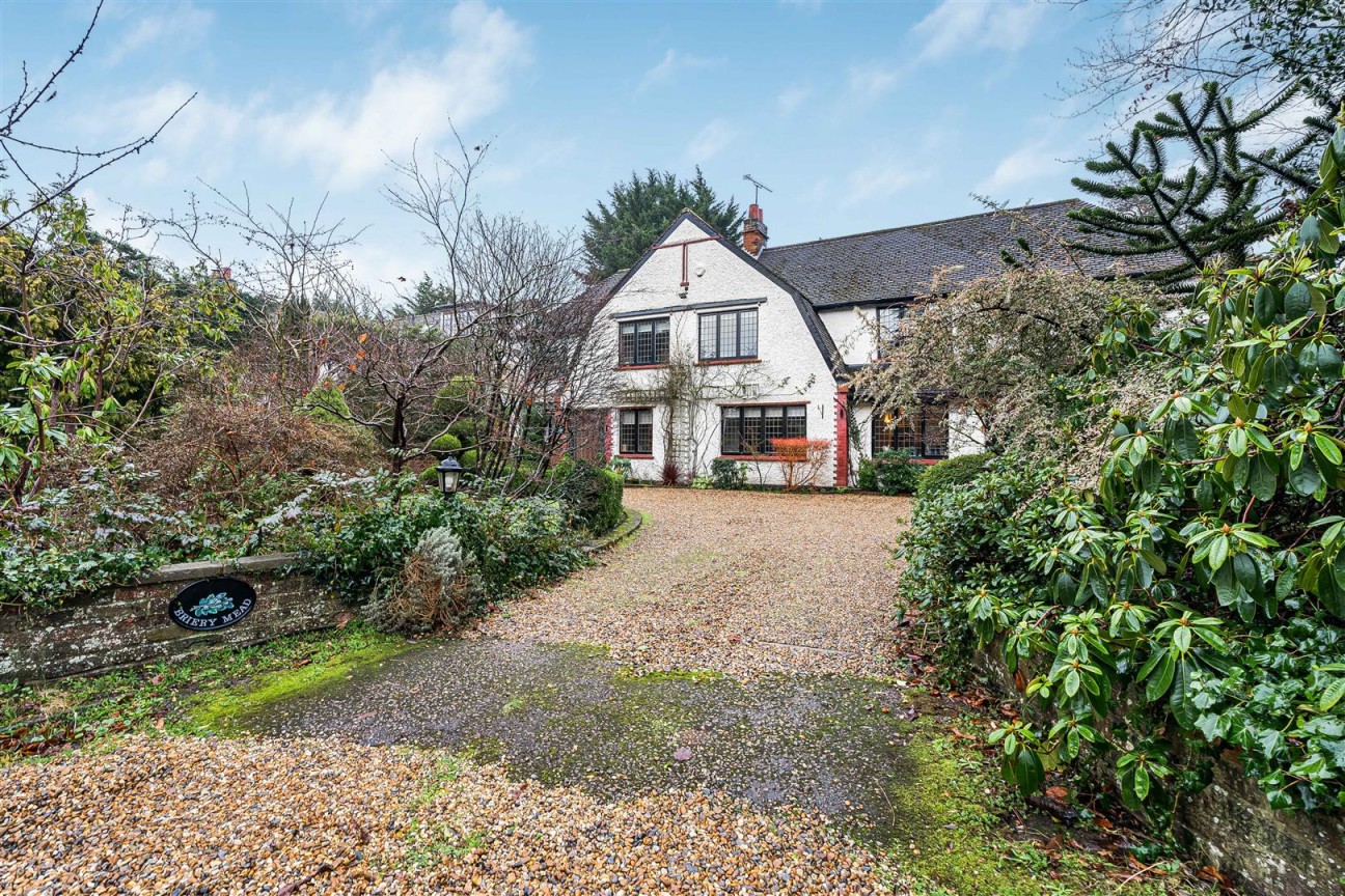 Gills Hill Lane, Radlett