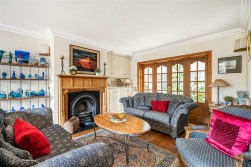 Gills Hill Lane, Radlett