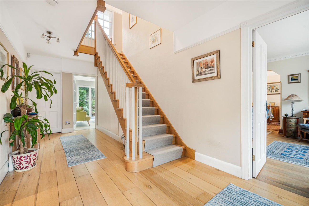 Gills Hill Lane, Radlett