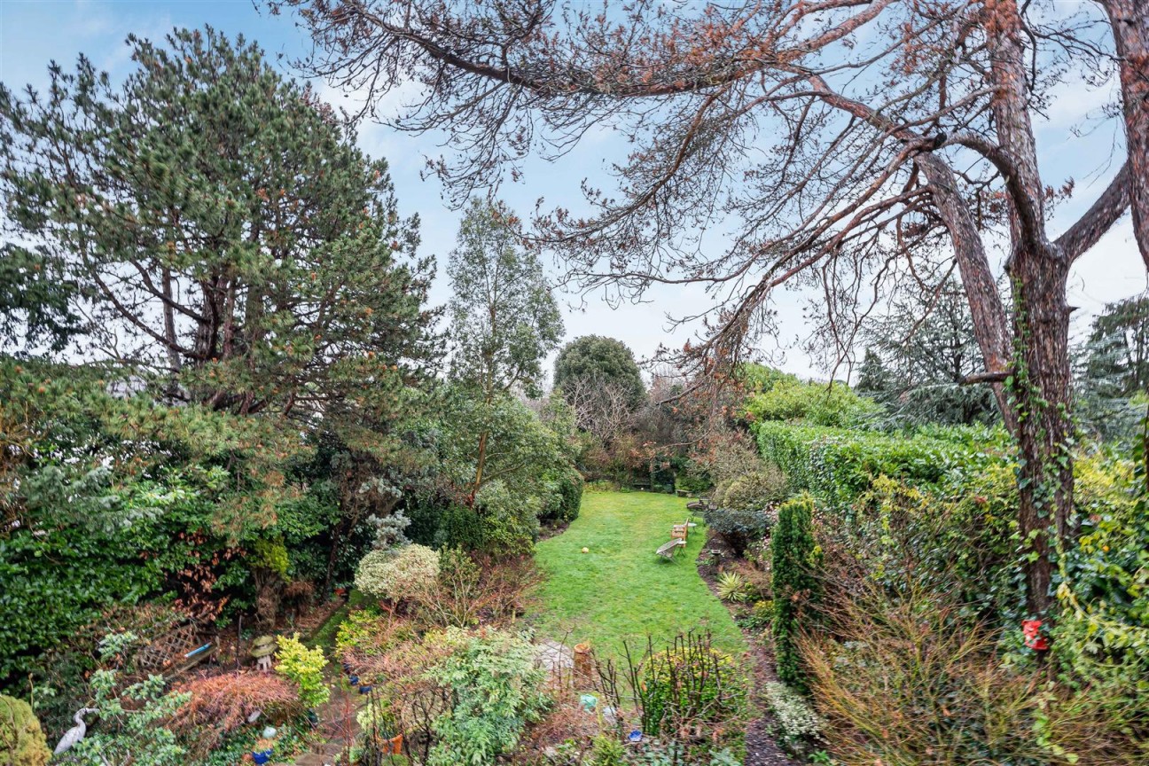 Gills Hill Lane, Radlett