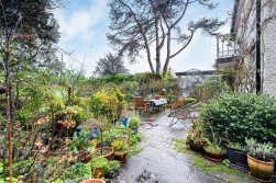 Gills Hill Lane, Radlett