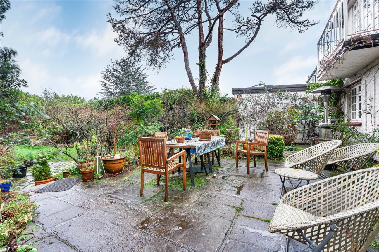 Gills Hill Lane, Radlett