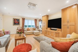 Gills Hill Lane, Radlett