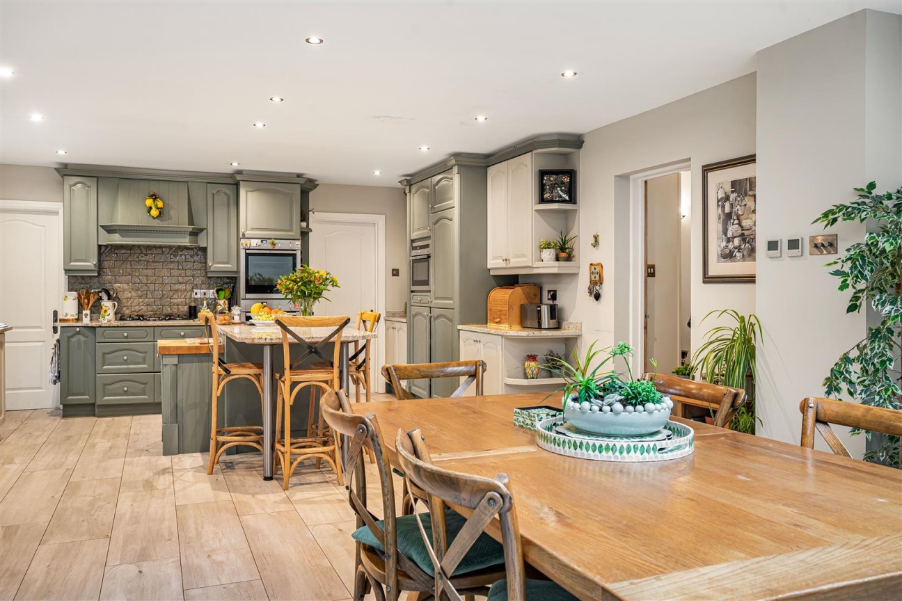 Gills Hill Lane, Radlett