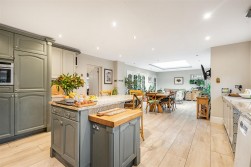 Gills Hill Lane, Radlett