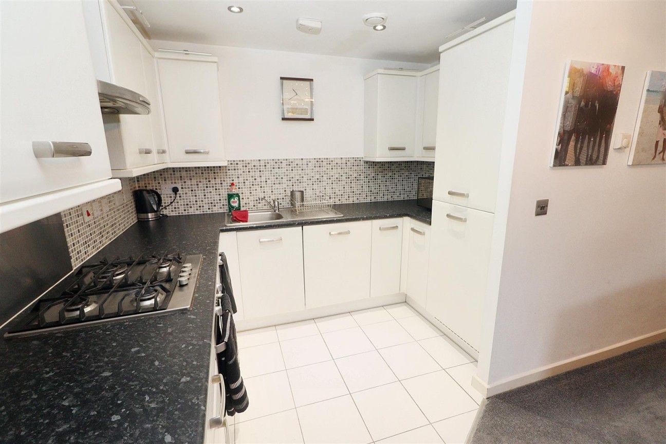 Todd Close, Borehamwood