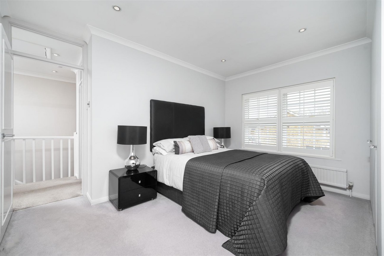 Hartfield Avenue, Elstree, Borehamwood