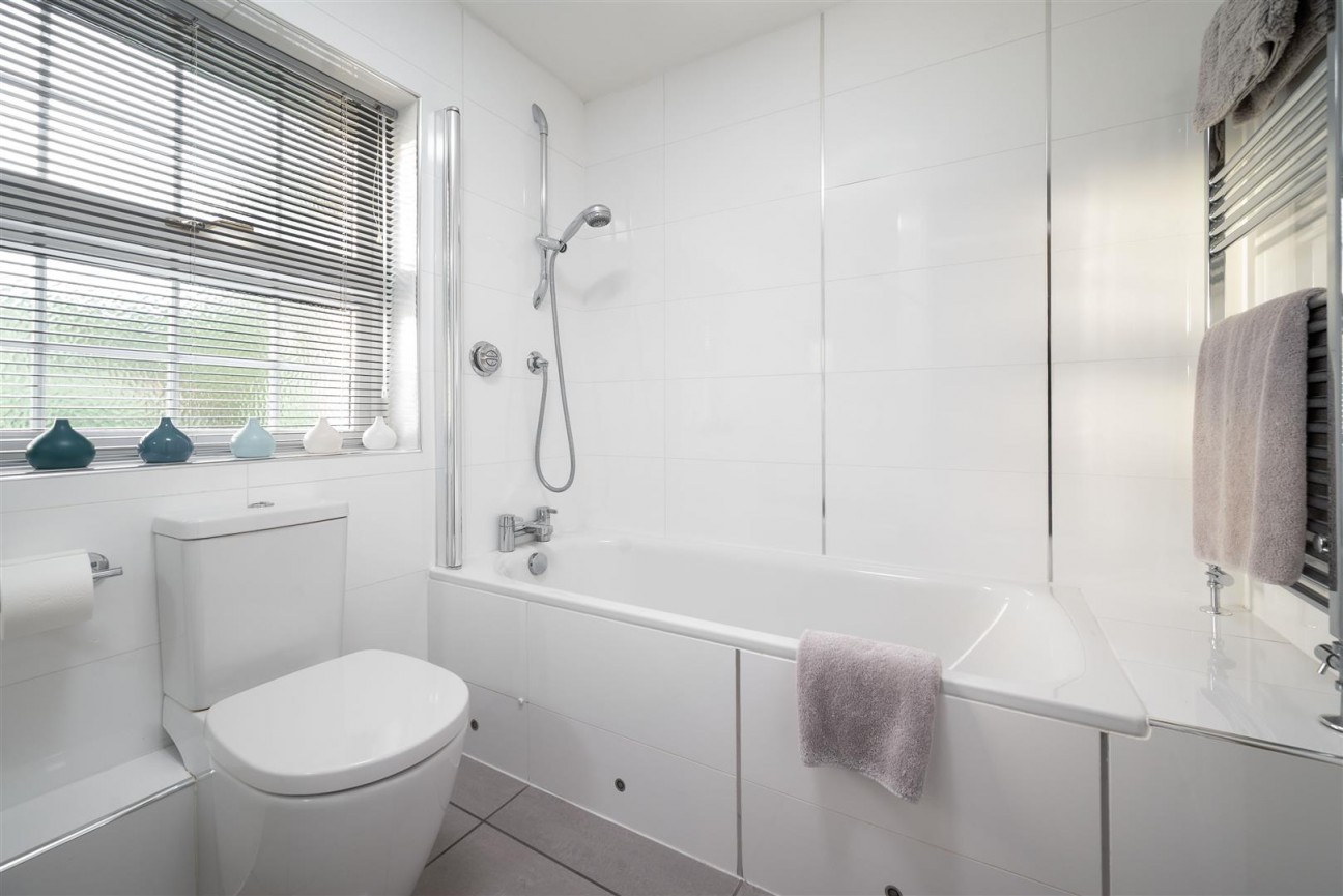 Hartfield Avenue, Elstree, Borehamwood