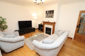 Grantham Green, Borehamwood