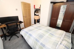 Grantham Green, Borehamwood