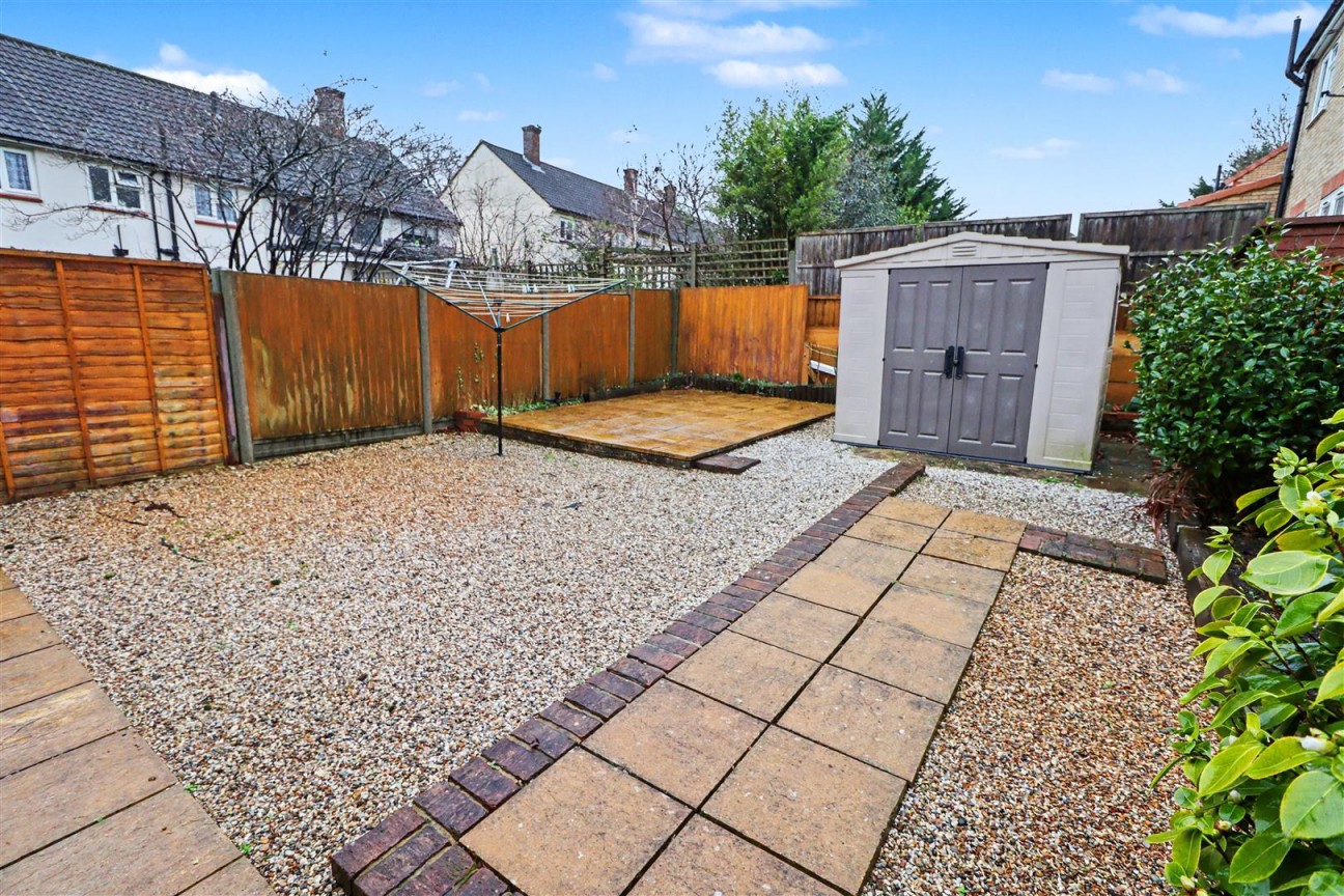 Grantham Green, Borehamwood