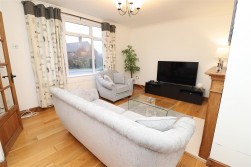 Grantham Green, Borehamwood