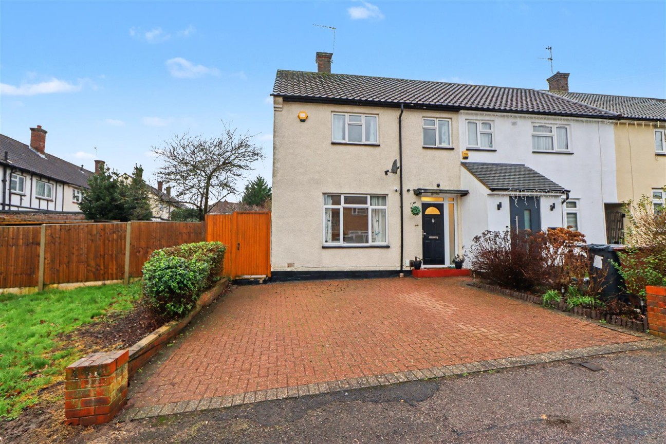 Grantham Green, Borehamwood