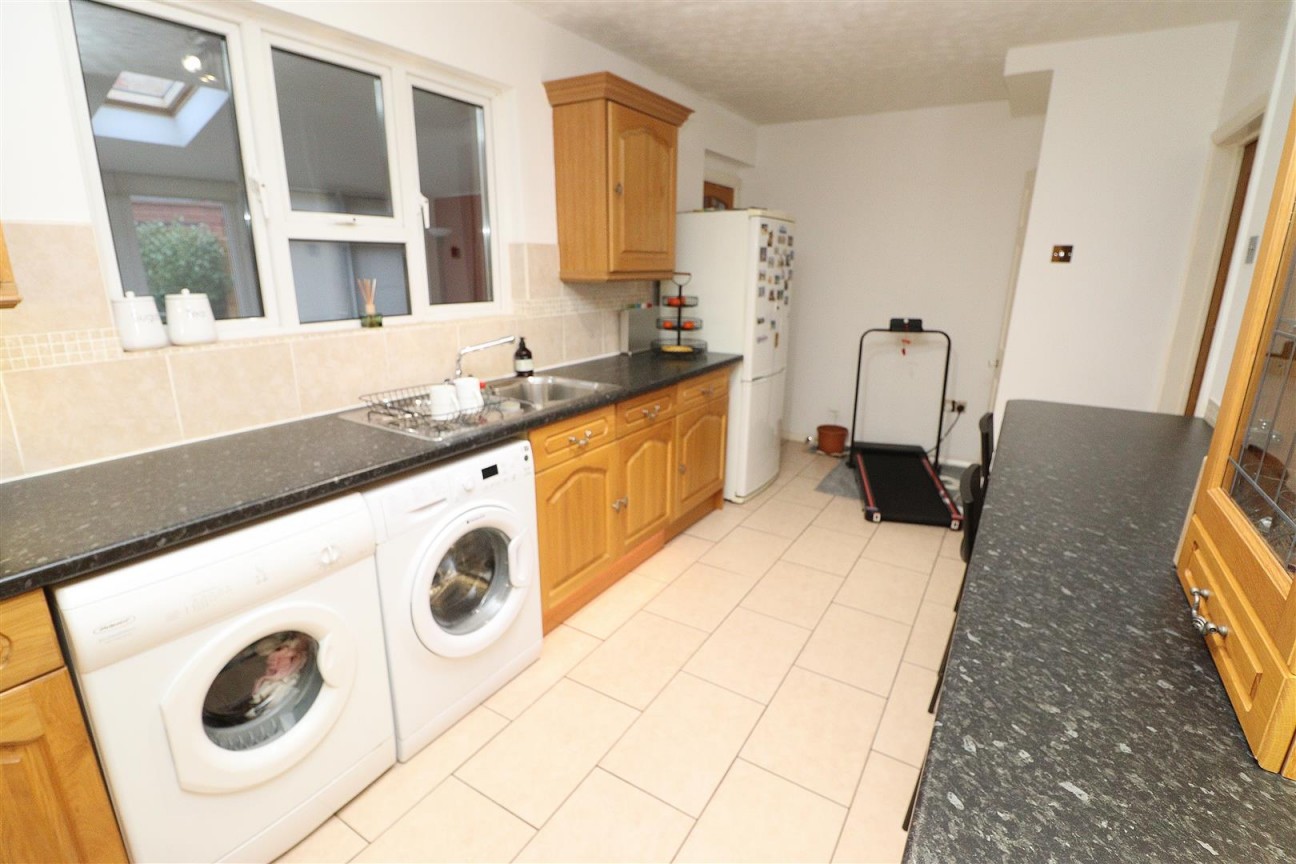 Grantham Green, Borehamwood