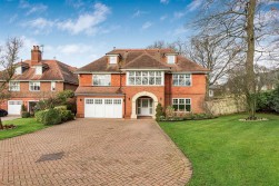 Holbrook Gardens, Aldenham