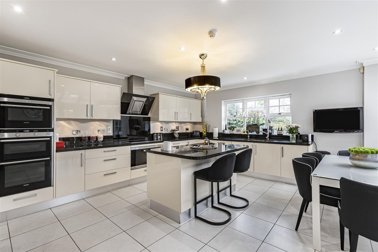 Holbrook Gardens, Aldenham