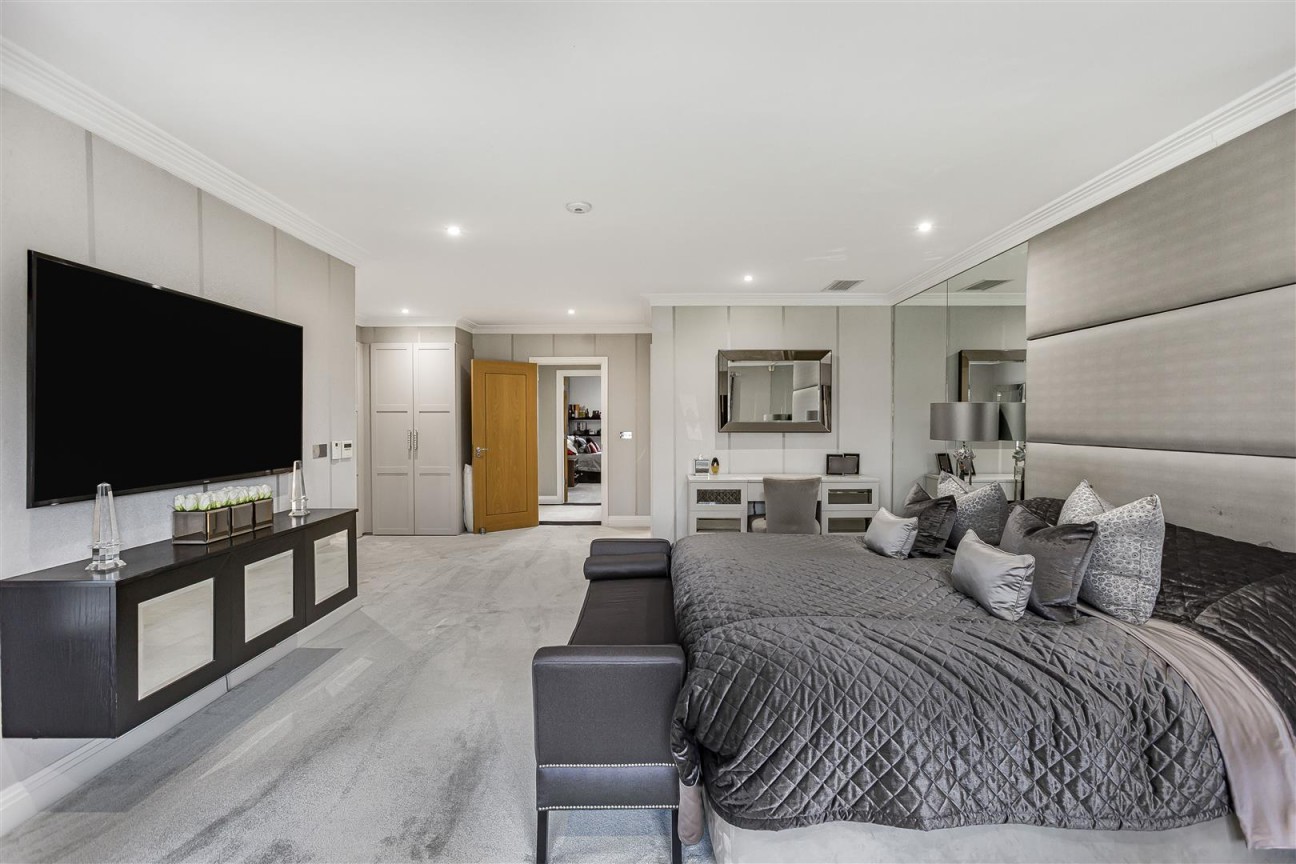 Holbrook Gardens, Aldenham