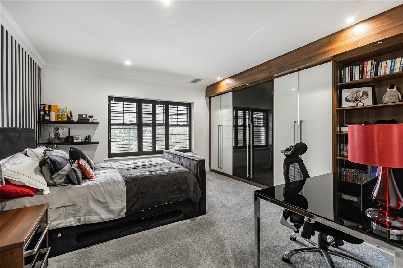 Holbrook Gardens, Aldenham