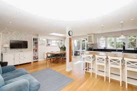 Park Crescent, Elstree, Borehamwood