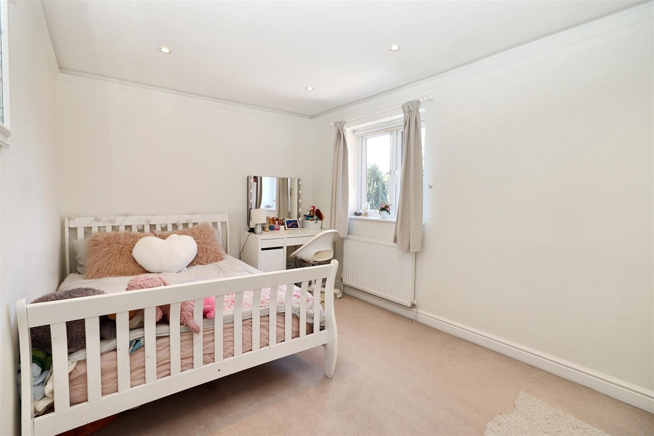 Park Crescent, Elstree, Borehamwood