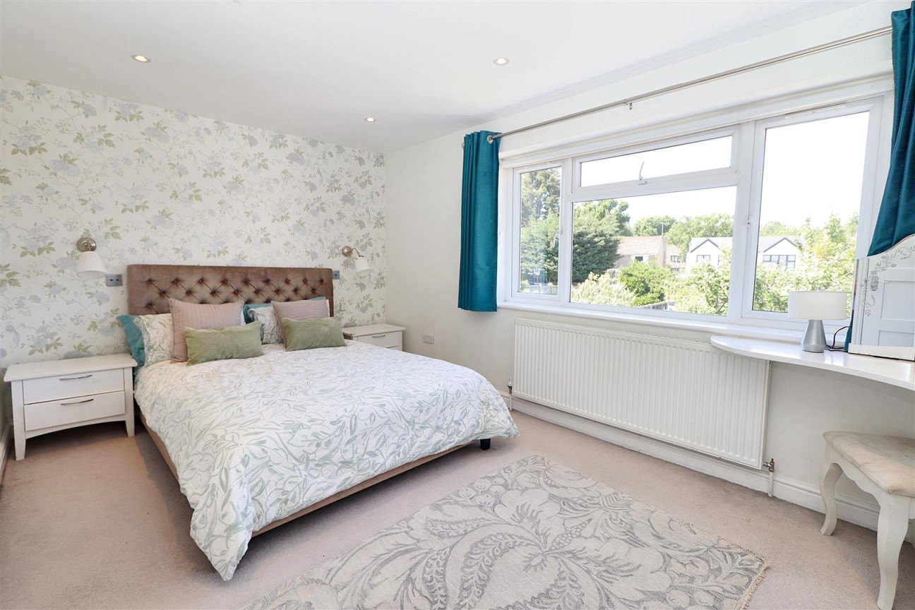 Park Crescent, Elstree, Borehamwood