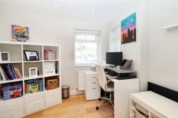 Park Crescent, Elstree, Borehamwood