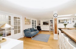 Park Crescent, Elstree, Borehamwood