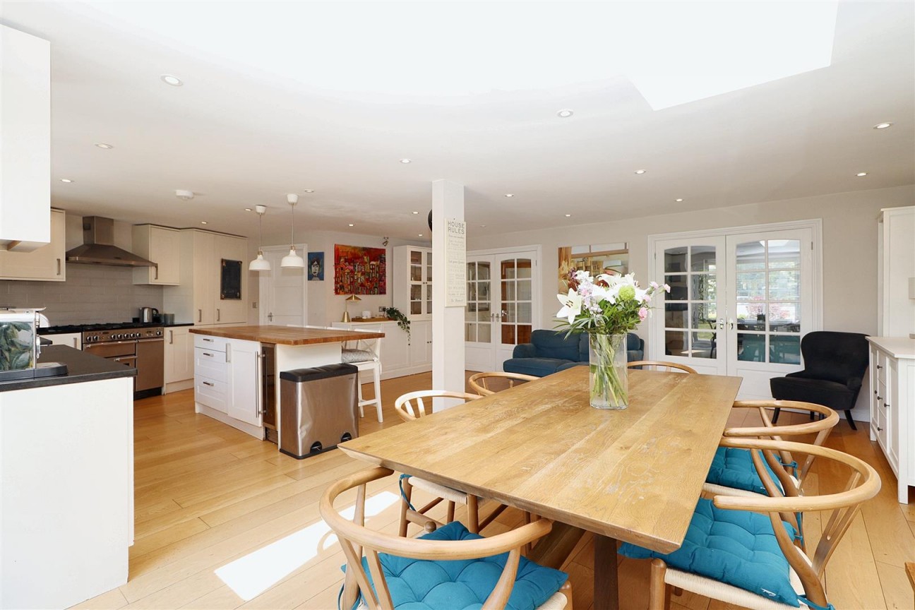 Park Crescent, Elstree, Borehamwood