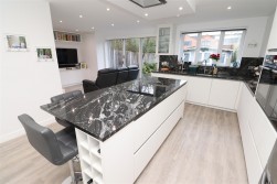 Bullhead Road, Borehamwood