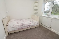 Bullhead Road, Borehamwood