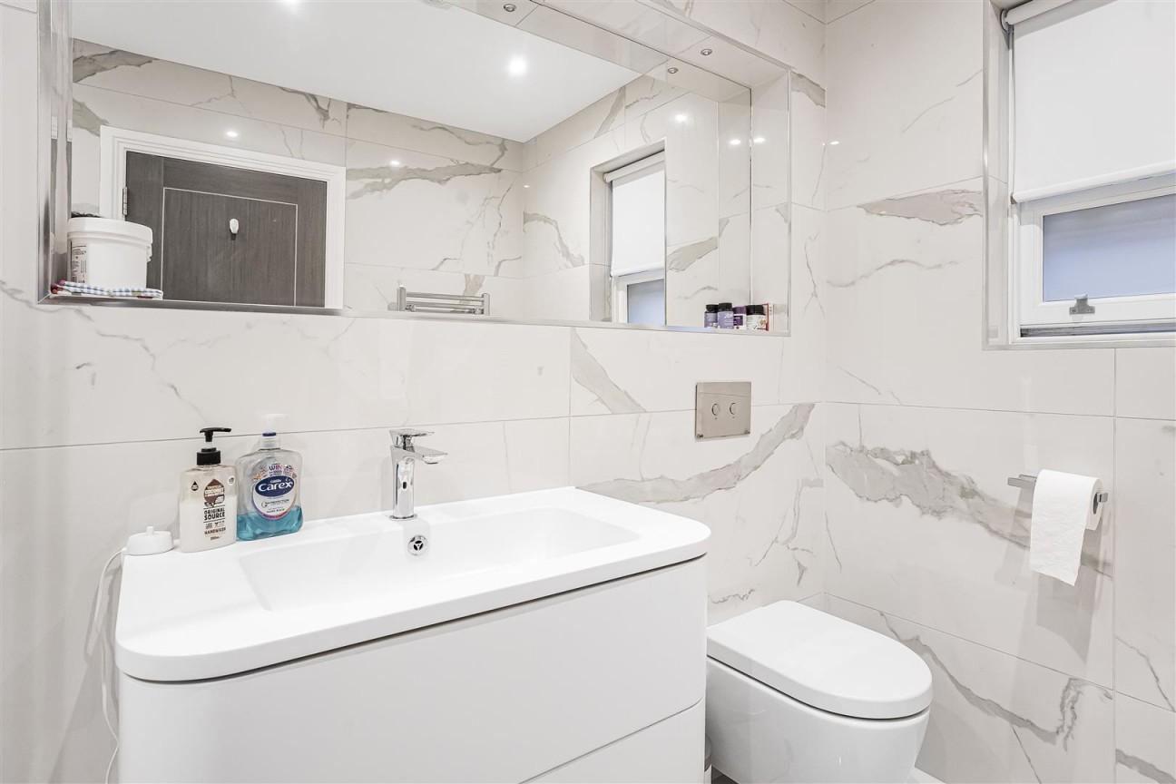 Christchurch Crescent, Radlett