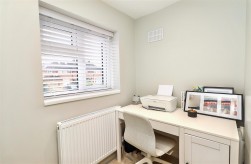 Carlton Close, Borehamwood