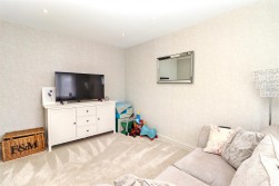 Carlton Close, Borehamwood