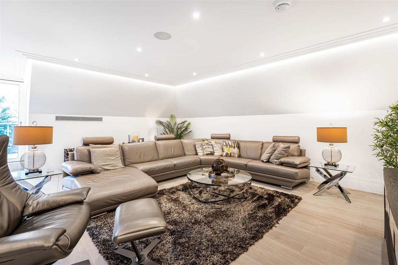 Watford Road, Radlett