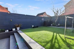 Rodgers Close, Elstree