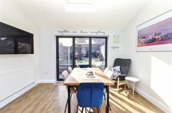 Rodgers Close, Elstree