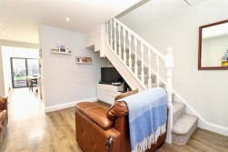 Rodgers Close, Elstree