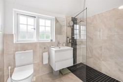 Watling Street, Radlett