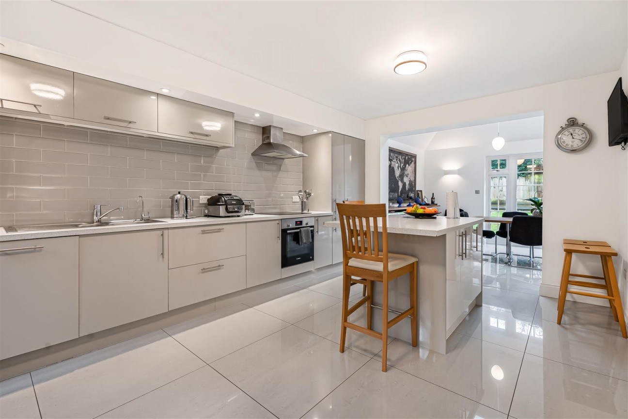 Watling Street, Radlett