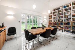 Watling Street, Radlett