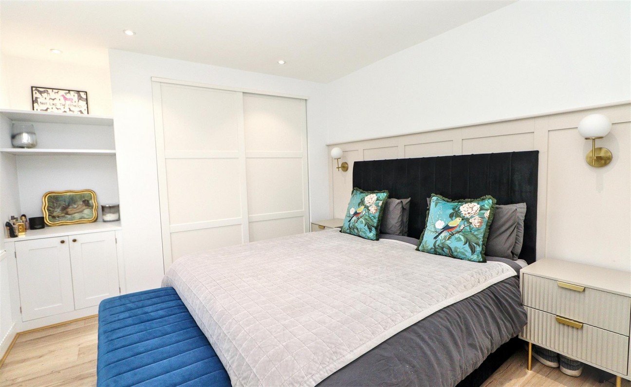 Thornbury Gardens, Borehamwood