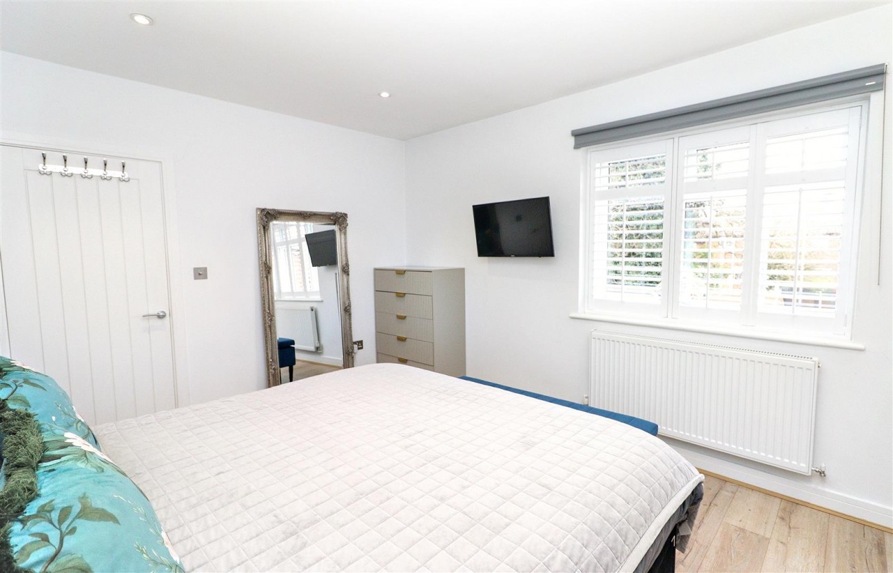 Thornbury Gardens, Borehamwood