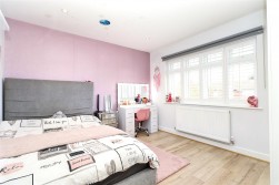 Thornbury Gardens, Borehamwood