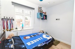 Thornbury Gardens, Borehamwood